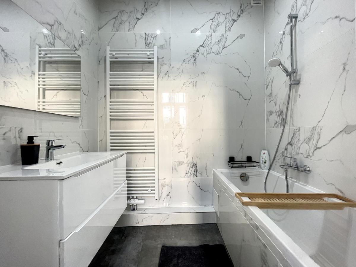Palais Royal Apartment Brussel Bagian luar foto